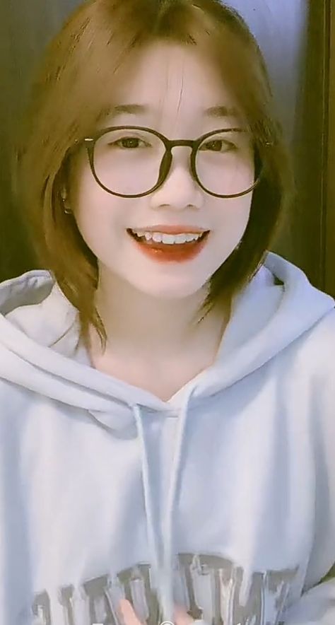 山村暴倫目錄