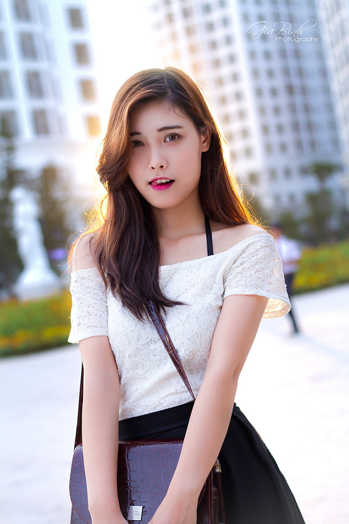 被調(diào)教女教師西川結(jié)衣