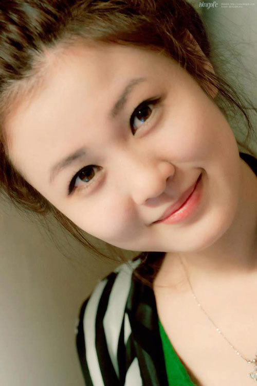多人換著倫高h(yuǎn)艷婦誘春