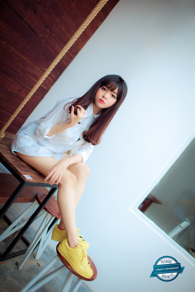 征服三個豐滿老鄰居