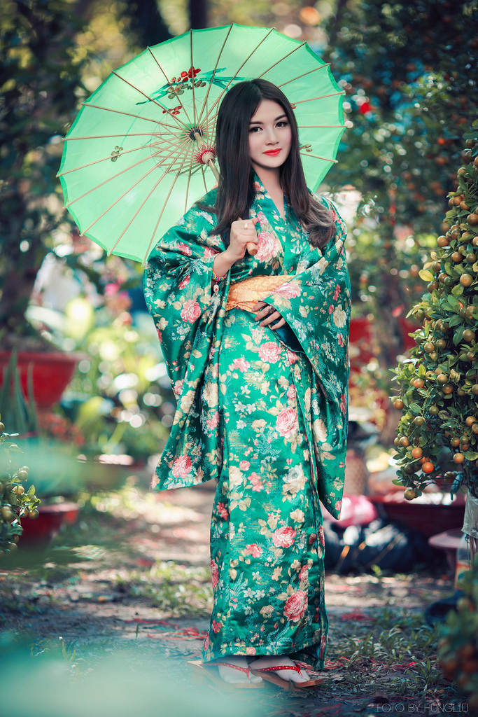 不是機(jī)器人