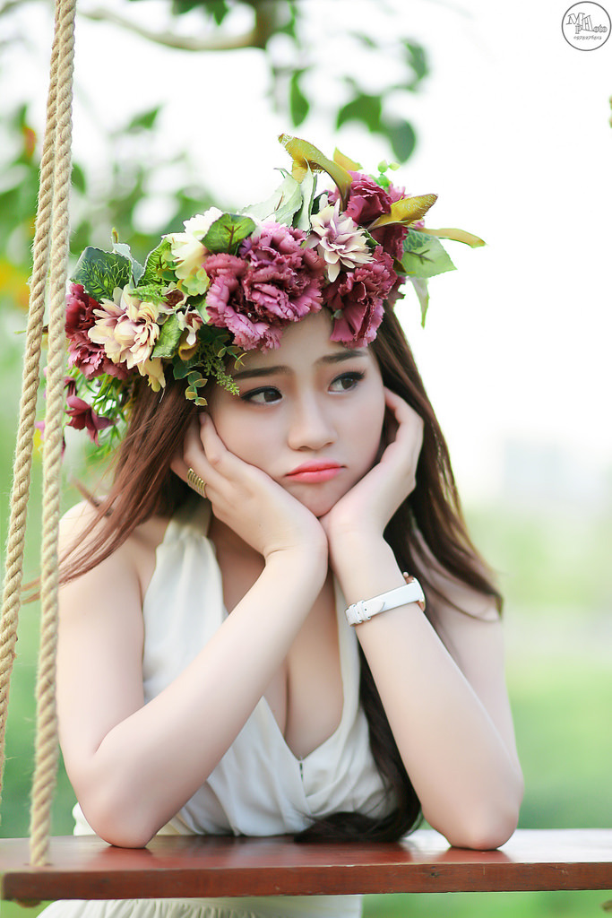 韓國三級《誘人的乳》